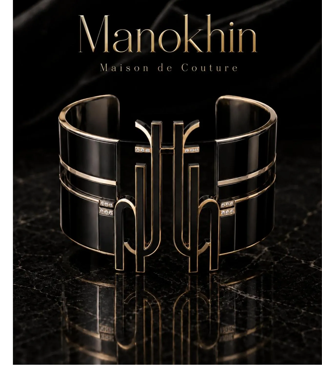 Украшение MANOKHIN — золотой браслет с монограммой